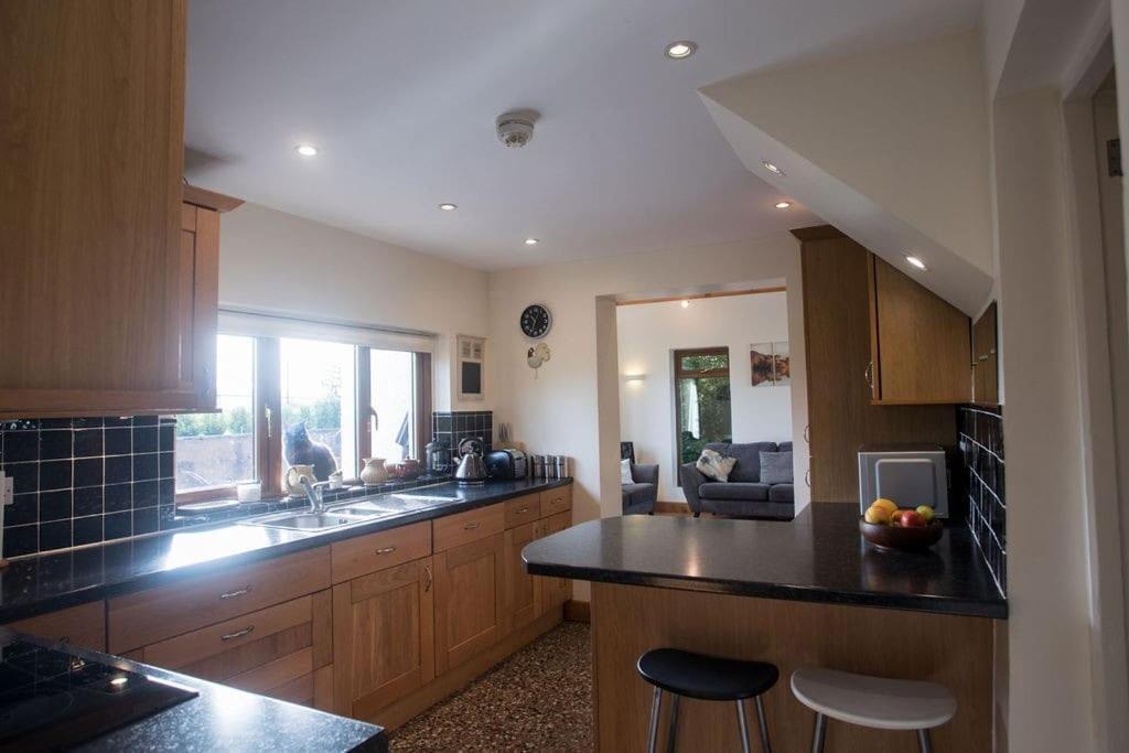 Perfect Cottage Retreat Near The Brecon Beacons Llanwrda Eksteriør billede